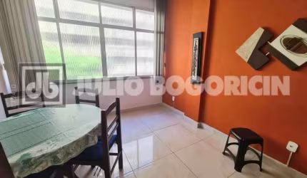 Apartamento com 1 quarto à venda na Rua Figueiredo Magalhães, Copacabana, Rio de Janeiro, 35 m2 por R$ 550.000