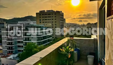 Cobertura com 2 quartos à venda na Rua Canavieiras, Grajaú, Rio de Janeiro, 60 m2 por R$ 495.000