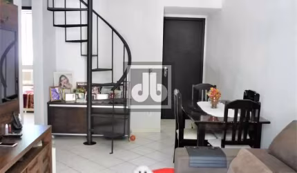 Cobertura com 2 quartos à venda na Rua Senador Nabuco, Vila Isabel, Rio de Janeiro, 137 m2 por R$ 380.000