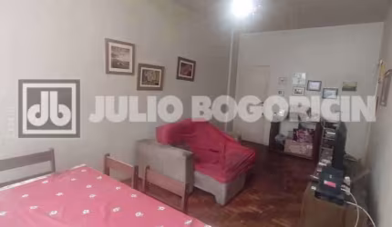 Apartamento com 2 quartos à venda na Rua Itacuruçá, Tijuca, Rio de Janeiro, 70 m2 por R$ 540.000