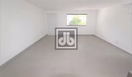 Casa em condomínio fechado com 3 quartos à venda na Rua Gregório de Castro Morais, Jardim Guanabara, Rio de Janeiro, 124 m2 por R$ 910.000