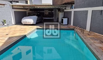 Casa em condomínio fechado com 4 quartos à venda na Rua Paranhos da Silva, Jardim Guanabara, Rio de Janeiro, 197 m2 por R$ 1.300.000