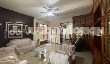 Casa com 4 quartos à venda na Rua Jutlândia, Jardim Carioca, Rio de Janeiro, 180 m2 por R$ 550.000