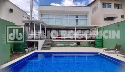 Casa com 3 quartos à venda na Rua Fantoches, Jardim Guanabara, Rio de Janeiro, 328 m2 por R$ 2.600.000