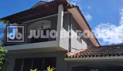 Casa com 4 quartos à venda na Rua Itália Fausta, Itanhangá, Rio de Janeiro, 743 m2 por R$ 1.400.000