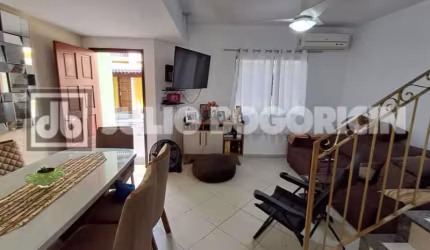 Casa em condomínio fechado com 2 quartos à venda na Estrada do Engenho Velho, Taquara, Rio de Janeiro, 80 m2 por R$ 370.000