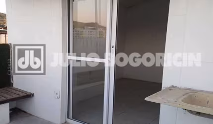 Casa com 2 quartos à venda na Rua Guilherme Veloso, Praça Seca, Rio de Janeiro, 79 m2 por R$ 200.000