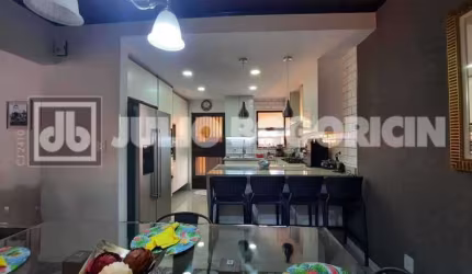 Casa em condomínio fechado com 3 quartos à venda na Rua Ministro Pedro Firmeza, Taquara, Rio de Janeiro, 243 m2 por R$ 850.000