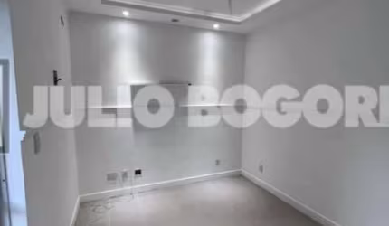 Casa em condomínio fechado com 3 quartos à venda na Rua Dona Flor, Anil, Rio de Janeiro, 104 m2 por R$ 560.000