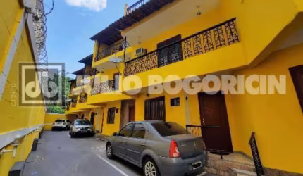 Casa em condomínio fechado com 2 quartos à venda na Rua André Rocha, Jacarepaguá, Rio de Janeiro, 173 m2 por R$ 375.000
