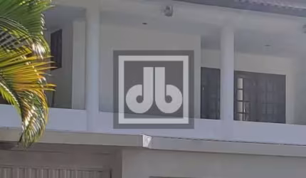 Casa em condomínio fechado com 5 quartos à venda na Rua Isis Dias Oliveira, Recreio dos Bandeirantes, Rio de Janeiro, 550 m2 por R$ 2.500.000