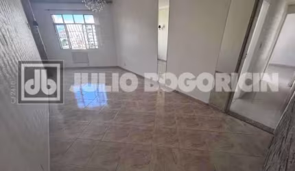 Apartamento com 2 quartos à venda na Rua Aquidabã, Méier, Rio de Janeiro, 77 m2 por R$ 235.000