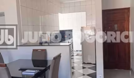 Apartamento com 2 quartos à venda na Rua Dois de Fevereiro, Encantado, Rio de Janeiro, 67 m2 por R$ 250.000