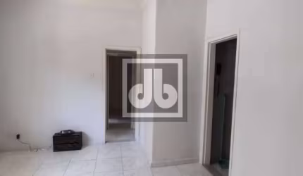 Apartamento com 3 quartos à venda na Rua Coronel Sebastião Dantas, Santa Rosa, Niterói, 70 m2 por R$ 250.000