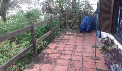 Casa com 4 quartos à venda na Rua Comandante Miguelote Viana, Icaraí, Niterói, 130 m2 por R$ 750.000