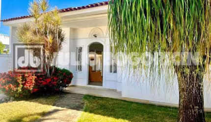 Casa com 6 quartos à venda na Rua José Neagle, Marazul, Niterói, 400 m2 por R$ 1.700.000