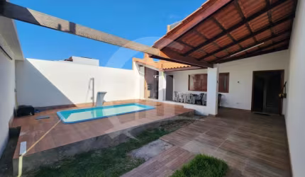 Casa duplex com piscina à venda no Luar da Barra - Barra dos Coqueiros
