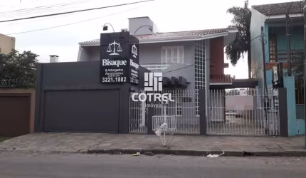 Casa Comercial e Residencial com 6 dormitórios 1 sendo suíte, piscina, 4 vagas d