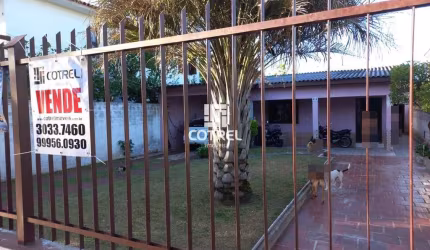 Casa 3 dormitórios e 1 vaga de garagem no Bairro Patronato localizada na cidade