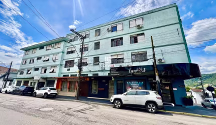 Apartamento para venda e locação 4 dormitórios sendo 1 suíte situado no Bairro C