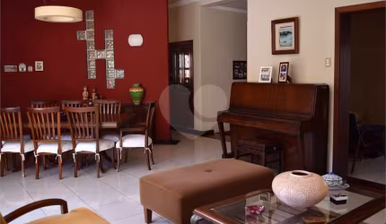 Casa com 3 quartos à venda em São Francisco - RJ