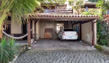 Casa com 5 quartos à venda em Itaipu - RJ