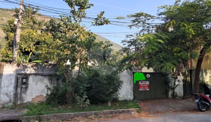 Terreno à venda em Itaipu - RJ