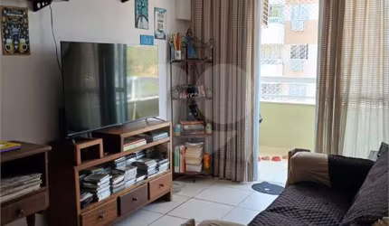 Apartamento com 2 quartos à venda em Badu - RJ