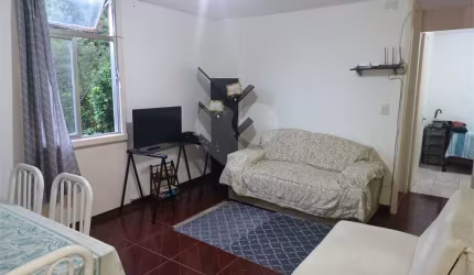 Apartamento com 2 quartos à venda em Fátima - RJ