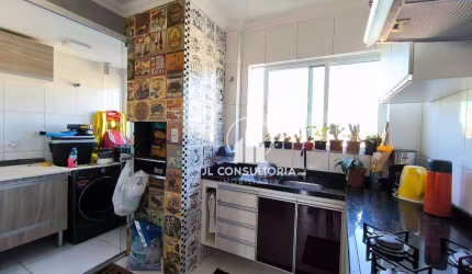 Apartamento semi mobiliado no Boneca do Iguaçu - SJP