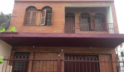 CASA 3D no bairro Menino Deus em Porto Alegre