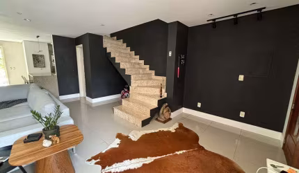 CASA 4D no bairro Menino Deus em Porto Alegre