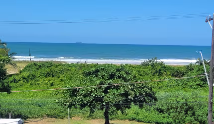 Terreno a beira mar