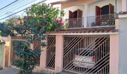 Casa para Venda em Jundiaí, Cidade Luiza, 4 dormitórios, 1 suíte, 3 banheiros, 2 vagas