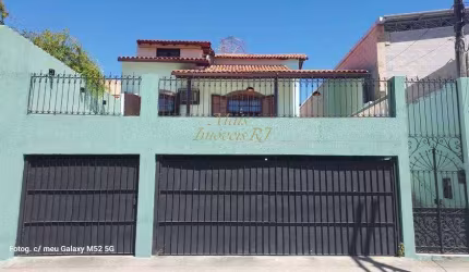 Casa para Venda em Niterói, Fonseca, 4 dormitórios, 1 suíte, 4 banheiros, 2 vagas