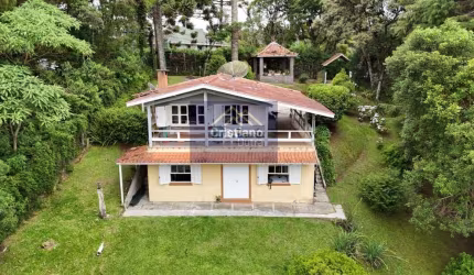 Casa à Venda no Alto da Boa Vista Campos do Jordão 3 quartos