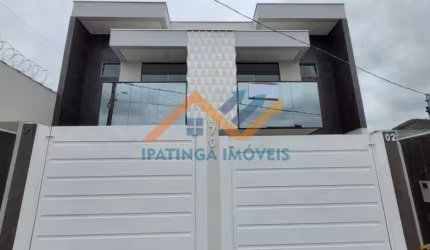 Casa Duplex de 3 quartos e 2 vagas de garagem no Jardim Santa Clara
