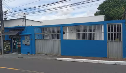 Casa em condomínio fechado com 4 quartos à venda no Parque 10 de Novembro, Manaus , 511 m2 por R$ 500.000
