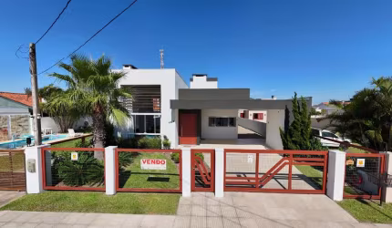 Casa com 3 quartos à venda na Rua Rio Comandaí, 1828, Centro, Xangri-Lá por R$ 1.390.000