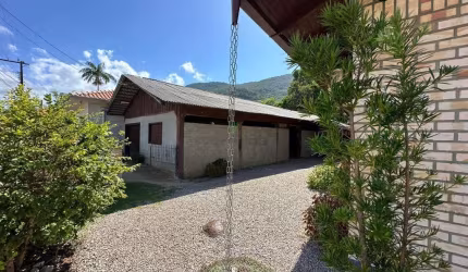 Casa com 5 quartos à venda na Rua Geral do Itinga, 7040, Itinga, Tijucas por R$ 1.300.000