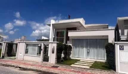 Casa com 3 quartos à venda na Avenida Das Paineiras, 1, Areias, Tijucas por R$ 2.600.000