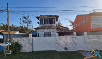 DR Linda casa 3 quartos sendo 1 suíte master condomínio com praia - Unamar - Cabo Frio/RJ