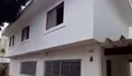 Sobrado com 3 dormitórios, 275m², Piscina, 5 vagas, Vila Galvão