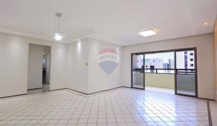Lindo apartamento de 135 metros quadrados com 3 quartos, 1 suíte e dependência completa no bairro da Madalena. 2 Vagas de garagem