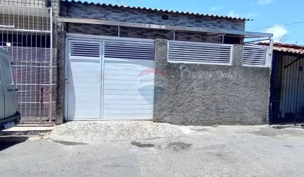 Vendo ótima casa no bairro de campo grande,,venha morar em uma excelente casa.