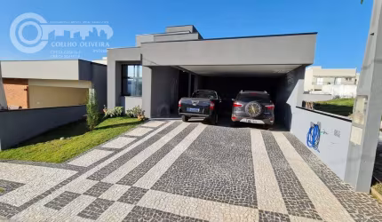 Casa de Condomínio em Jardim São Marcos  -  Valinhos