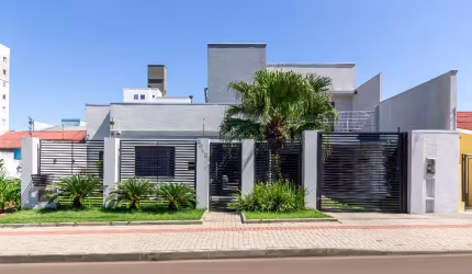 CASA 3 QUARTOS SENDO UM SUÍTE  - BAIRRO PASSO DOS FORTES