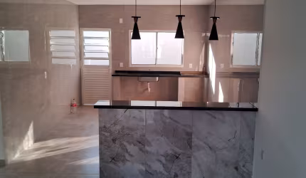 CASA A VENDA, BOAS VIZINHANÇAS, MUITO BEM LOCALIZADO, VENHA NOS VISITAR.