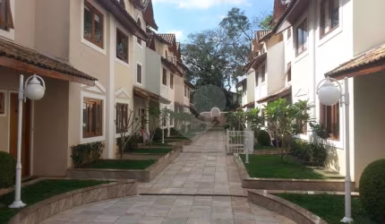 Condomínio com 4 quartos à venda em Jardim Leonor - SP