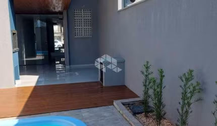 GEMINADOS A VENDA COM 3 QUARTOS, SENDO 1 SUÍTE COM PISCINA NO FLORESTA